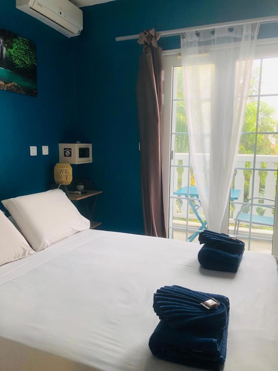 Lindsey Hotel Saint Pierre Luaran gambar