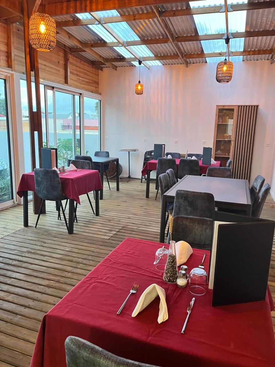 Lindsey Hotel Saint Pierre Luaran gambar
